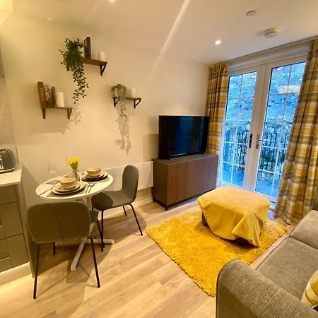 Luxury 1 Bedroom Apartment - Rock Mill 14 Stony Middleton Bagian luar foto